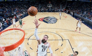 Valančiūno vedami "Pelicans" nukovė NBA čempionus (rezultatai)